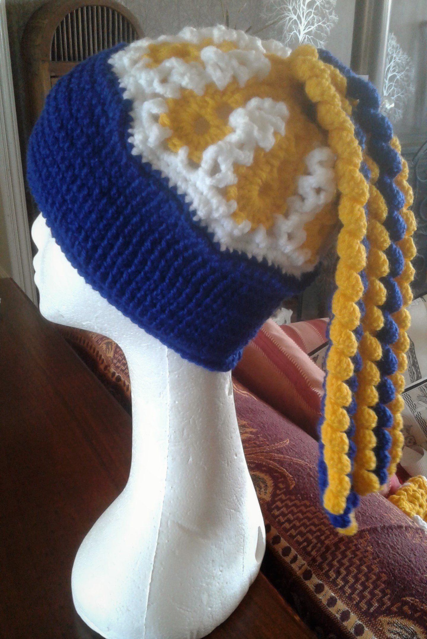 West Coast Eagles Crochet Beanie/pull 