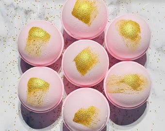 Pink Lush bath bomb | Handmade
