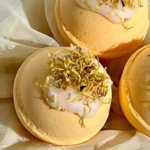 Calendula Peach Butter Bath Bombs | Handcrafted