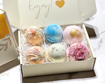 Bath bombs gift box, 6 handmade bath bombs, Aromatherapy gift box