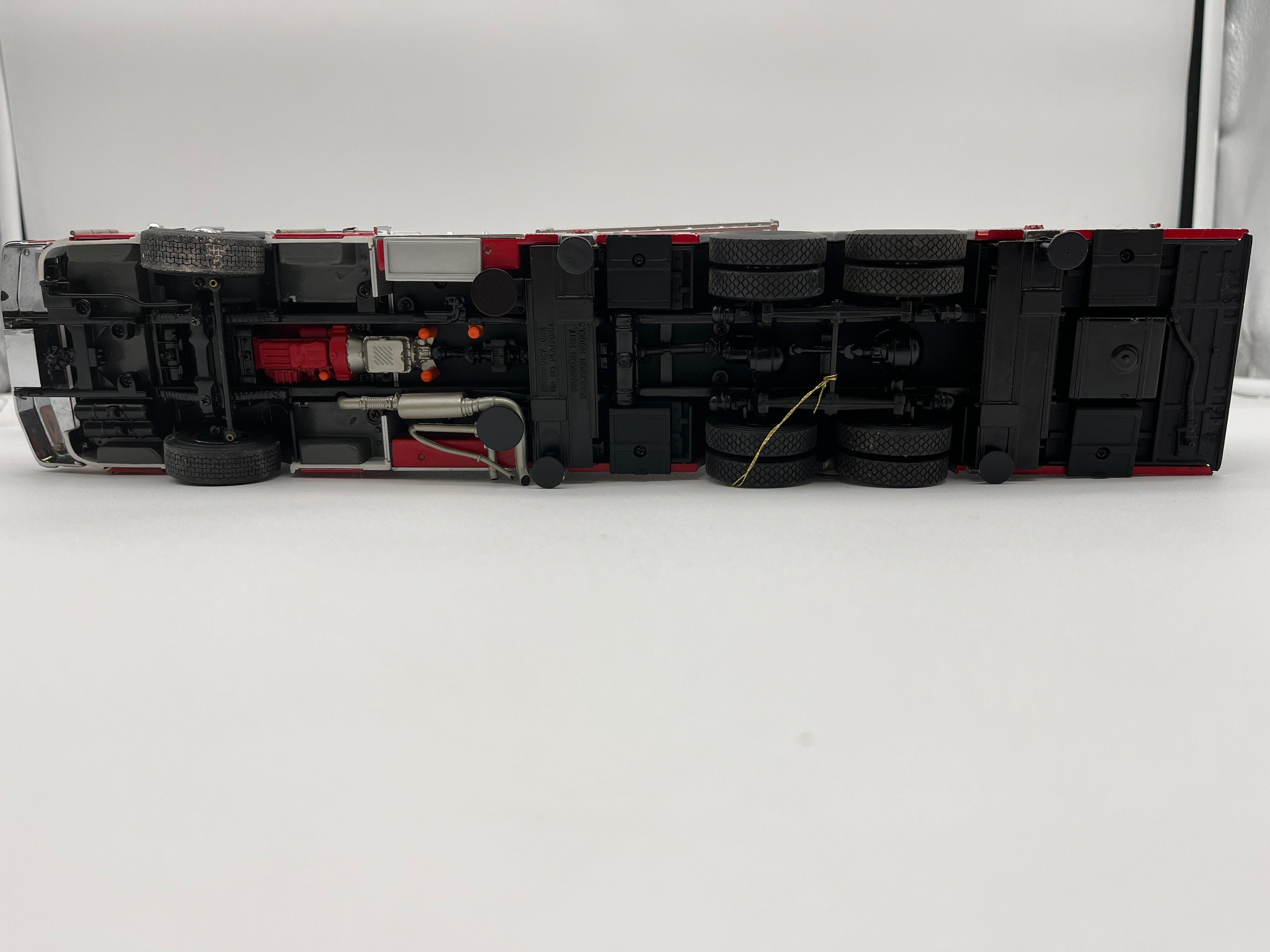 Franklin Mint Emergency 1 One HP 105 Platform 1:32 Diecast