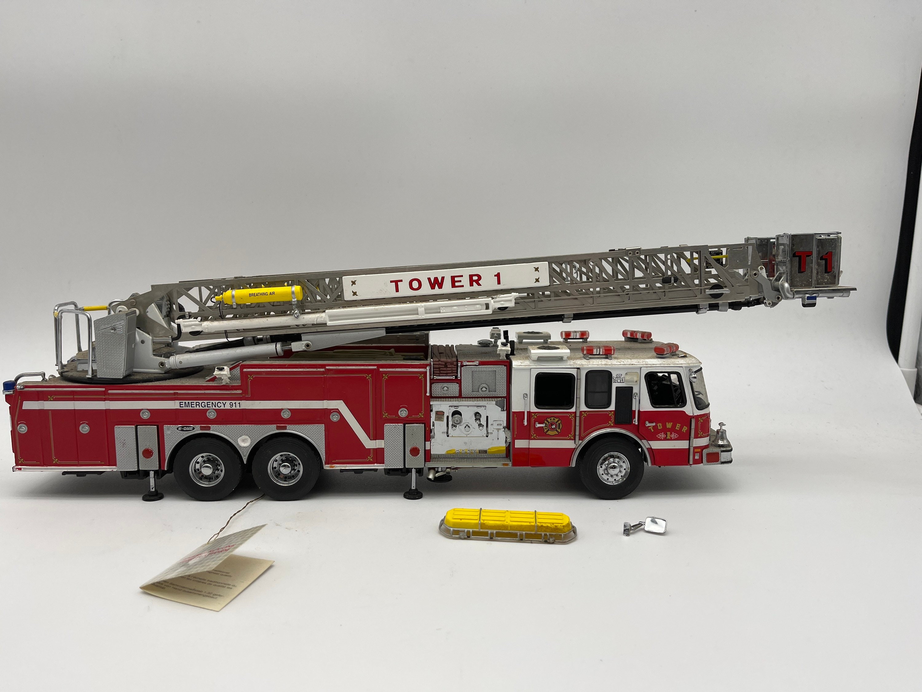 絶版品！！貴重なフランクリンミント1/32 EMERGENCY ONE FRANKLIN MINT フランクリンミント 1/32 EMERGENCY ONE HP105