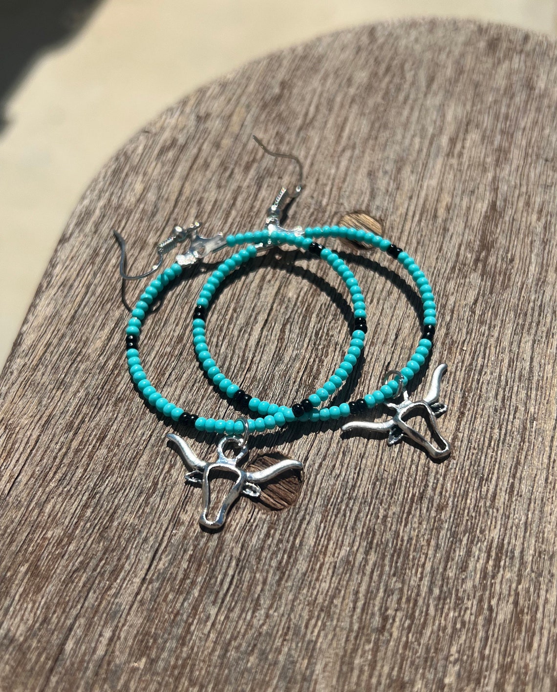 Western Earrings - Turquoise Stone Arrows