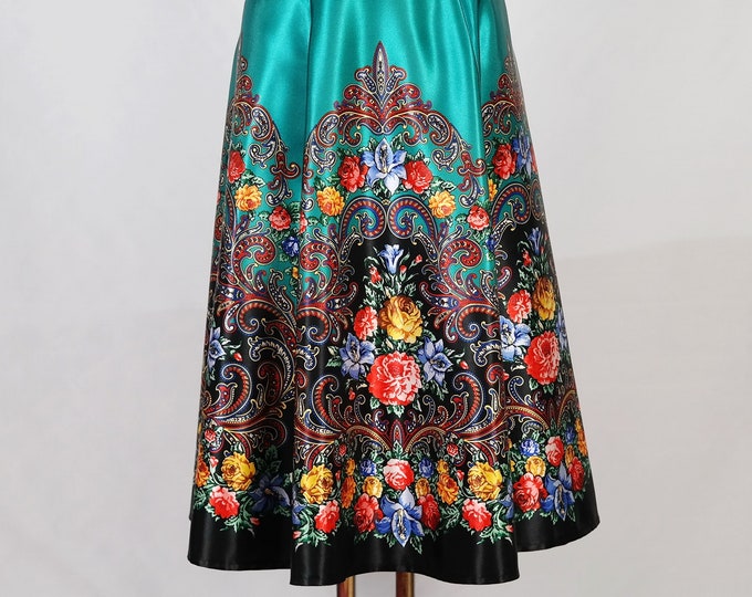 A-Line Emerald Green Mini & Midi Folk Skirt with Flower Ornaments and Paisley Patterns, Summer Skirt with Back Zipper and 2 Pockets