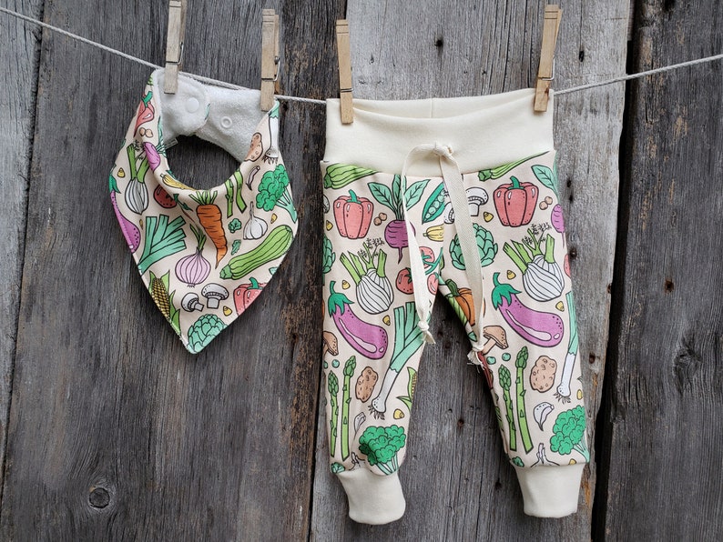 Organic vegetable baby clothes, gardening baby clothes, gender neutral baby, organic baby leggings, farmers market, farmer, baby joggers, image 4