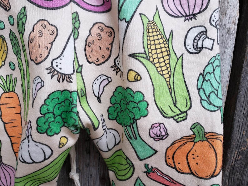 Organic vegetable baby clothes, gardening baby clothes, gender neutral baby, organic baby leggings, farmers market, farmer, baby joggers, zdjęcie 7