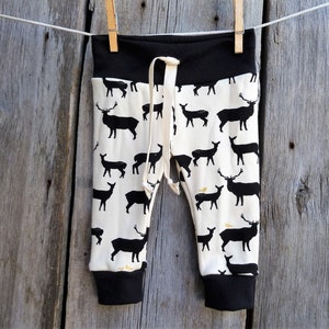 Deer baby clothes, Adventure awaits organic baby outfit, baby leggings and bodysuit, baby shower gift, coming home outfit image 3
