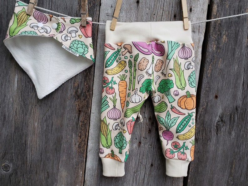 Organic vegetable baby clothes, gardening baby clothes, gender neutral baby, organic baby leggings, farmers market, farmer, baby joggers, image 6