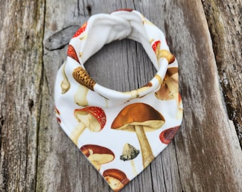 Pilz Rost Baby Bandana Lätzchen, Bio-Baumwolle mit Bambus gefüttert, Babykleidung aus den USA, Amanita