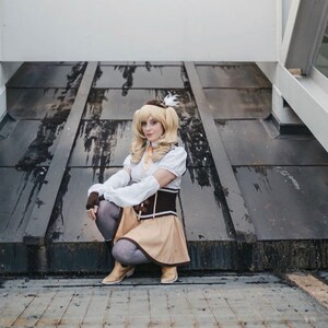 Mami Tomoe Cosplay, Mami Tomoe Costume, Mami Cosplay, Halloween Costume, Madoka Costume, Puella Magi Cosplay, Cosplay Costume imagem 3