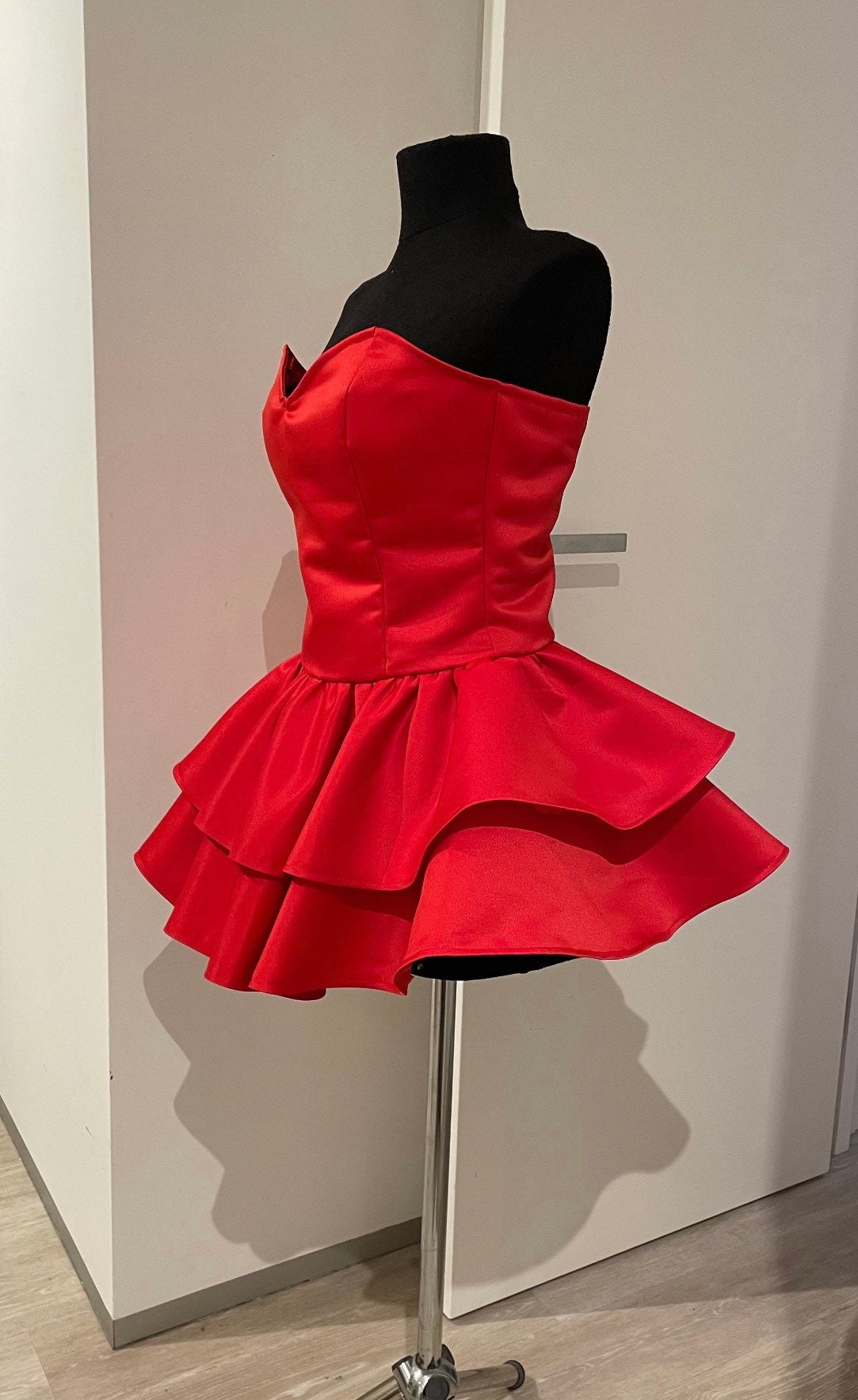 Perfect Blue Mima Cosplay, Mima Red Dress, Cosplay Costume, Cosplay  Commission, Mima Perfect Blue Dress - Etsy