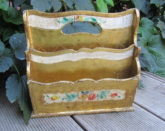 Goldfarbener Florentiner handgefertigter Tischbriefhalter aus Holz mit cremefarbenen Oberflächen und Blumendekor – 1980er Jahre