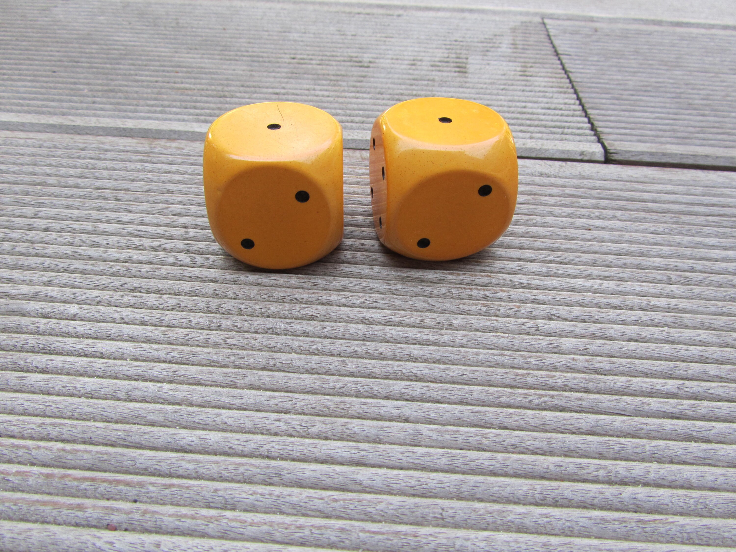 Pair of nuts from the 40s in bakelite