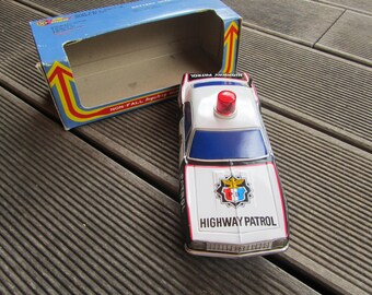 Amazon | Sun Star 1/18 Chevrolet Camaro California Highway