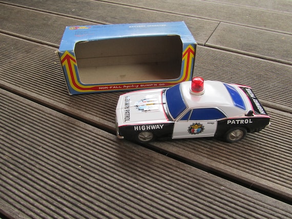 Taiyo 1970s Tin Police Car - Camaro Highway Patrol Non-fall