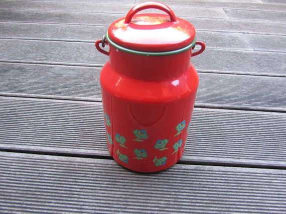 Contenitore smaltato rosso con fiorellini blu e verdi della fabbrica "Due Leoni" - Made in Slovenia - Anni '90