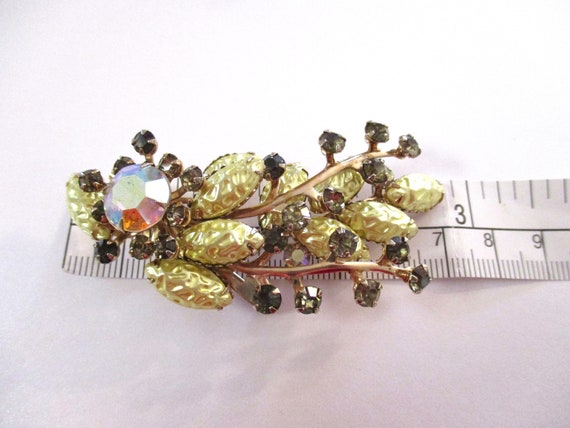 Vintage Brooch Gold Tone, Dappled Yellow Beads Gl… - image 5