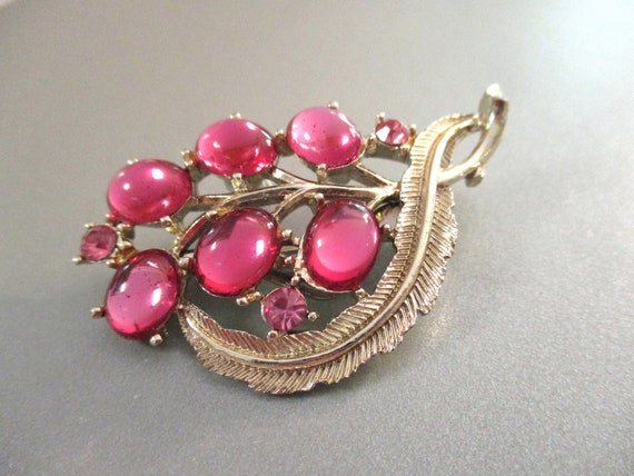 Vintage Pink Glass Cabochon Brooch, Light Gold To… - image 2
