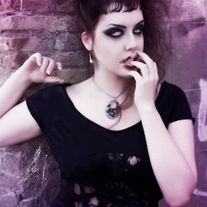 Gothic zwart boot nek gemonteerd t-shirt &quot;Spider Desire&quot;