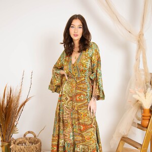 Multi Boho Maxi Kleid mit Langen Ärmeln, Maxi Kleid im Stil der 70er Jahre, Göttinnen Kleid, Winter Maxi Kleid Bild 2