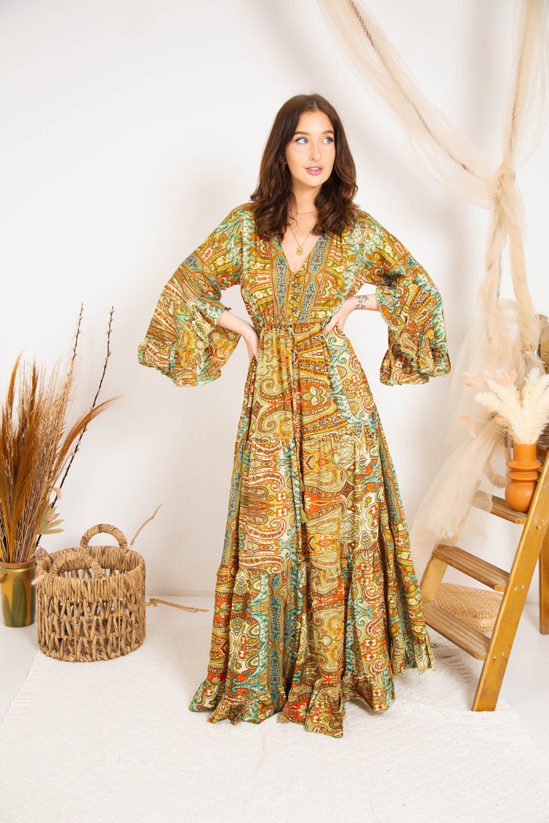 Multi Boho Maxi Kleid mit Langen Ärmeln, Maxi Kleid im Stil der 70er Jahre, Göttinnen Kleid, Winter Maxi Kleid Bild 1