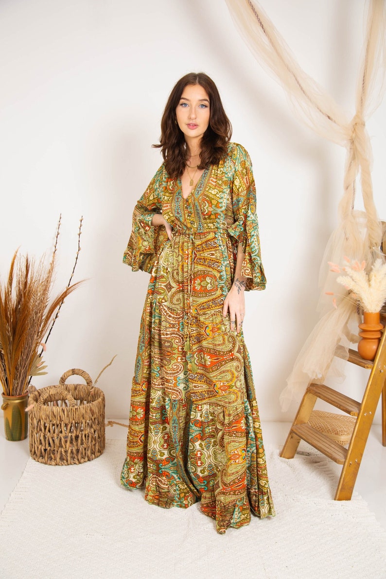 Multi Boho Maxi Kleid mit Langen Ärmeln, Maxi Kleid im Stil der 70er Jahre, Göttinnen Kleid, Winter Maxi Kleid Bild 2