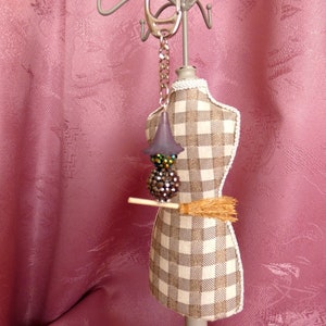 Keychain Witch, Keychain Witch, Keychain with Beads, Handmade, OOAK, Handmade, Unique