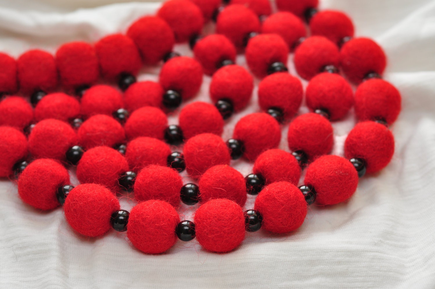Red Jewelry Wool Berries Felt Modern Jewelry Felted Art Etsy