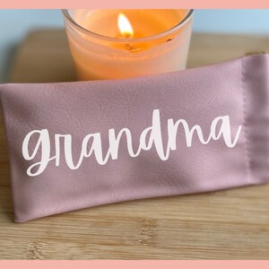 Estuche para gafas de cuero suave personalizado en color rosa / Estuche portátil con tapa abatible para gafas de sol, estuche impermeable rosa para gafas con paño de limpieza