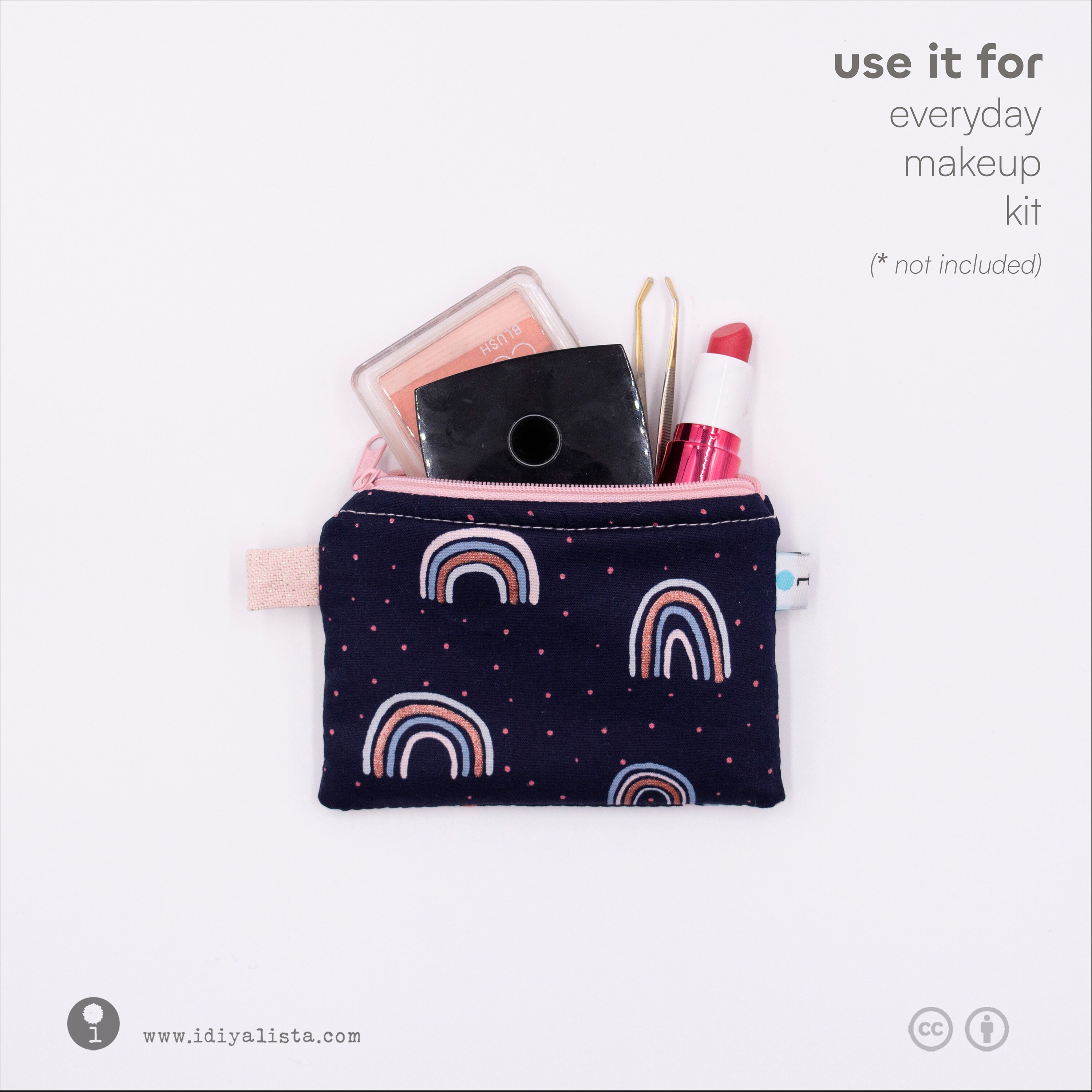 Small zipper pouch. Woman Essentials. Card wallet. Tea bags