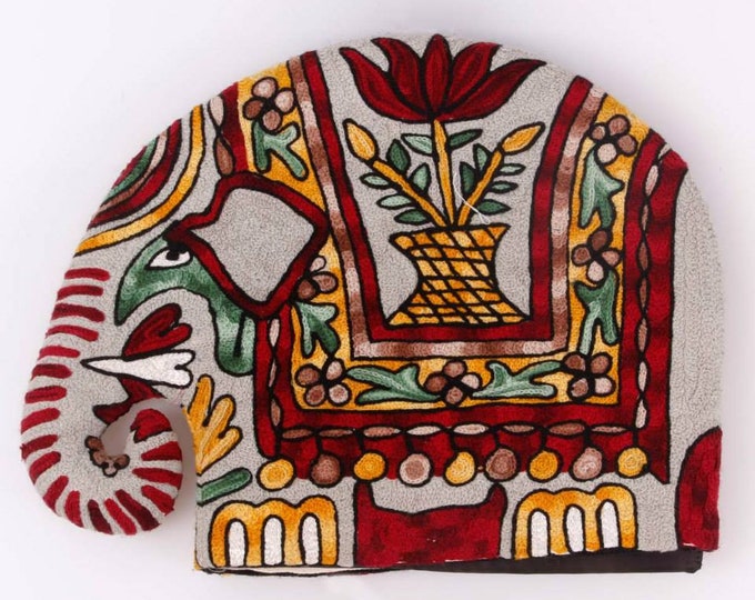 Free Shipping/ Elephant Quilted Tea Cozy/Tea pot cover/Hand Embroidered