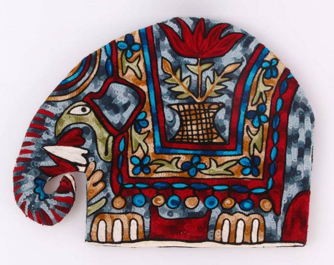 Free Shipping/ Elephant Quilted Tea Cozy/Tea pot cover/Hand Embroidered