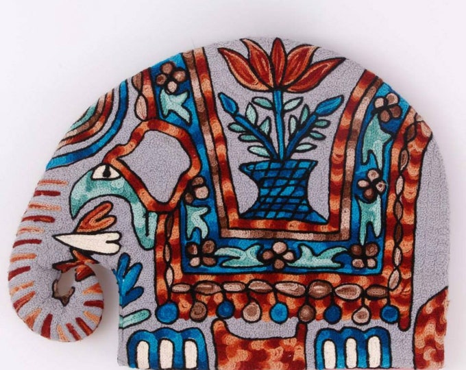 Free Shipping/ Elephant Quilted Tea Cozy/Tea pot cover/Hand Embroidered