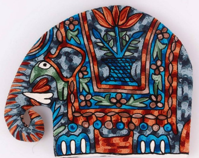 Free Shipping/ Elephant Quilted Tea Cozy/Tea pot cover/Hand Embroidered
