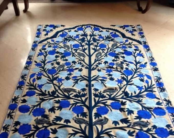 Free Shipping/ Bird-Themed Wool Chain Stitch Tapestry Hand Embroidered from India