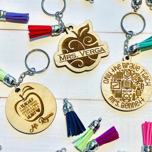 Teacher wooden laser cut keychain -end of school teacher gift - personalized teacher gift - teacher appreciation - custom teacher gift