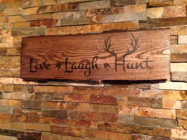 Rustic Hunting Camp Sign: Live Laugh Hunt, Hand Painted Wood Decor bild 5
