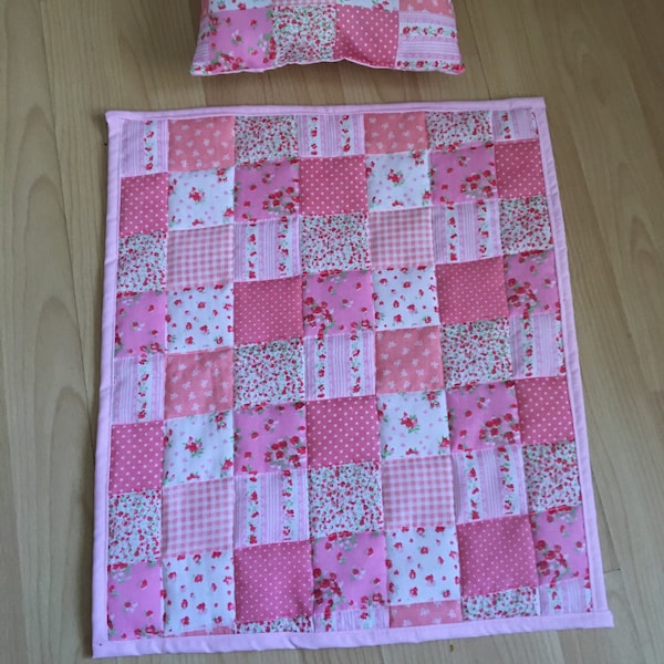 Dolls bed quilts and pillow set