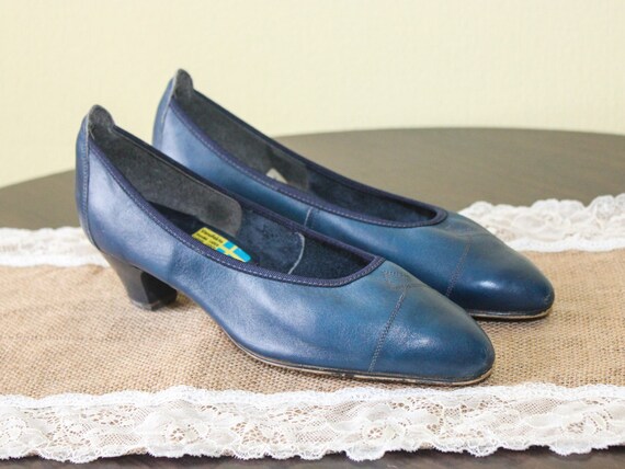 ladies blue shoes
