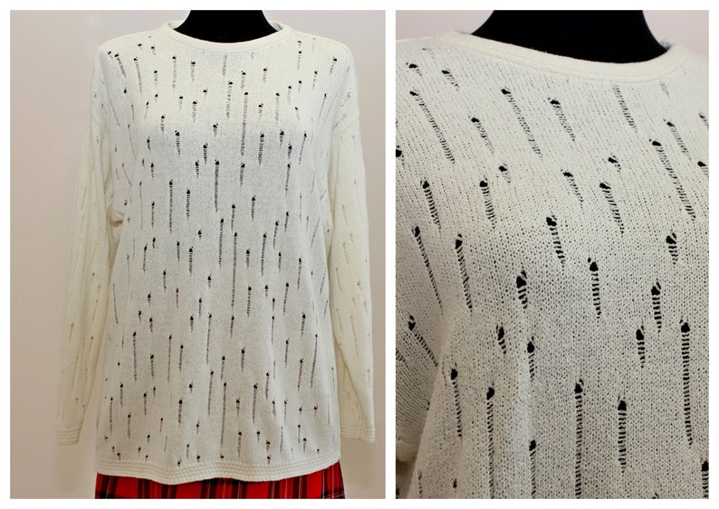 Vintage Women/'s Holes Pullover Vintage Knitted Long Sleeve Pullover Women Hipster Style Jumper White Color Pullover Size Medium