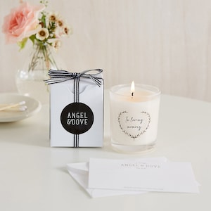 In Loving Memory votiefkaars met luxe cadeauzakje en kaart - een attent condoleance-, begrafenis- en herdenkingscadeau