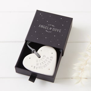 Loved, Missed, Remembered - Keramik Herz Dekoration in Luxus Geschenkbox - Beileid Geschenk