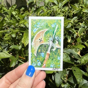 Stampa ACEO di un'ascia da guerra colorata: studio di un'arma medievale fantasy in miniatura, originariamente dipinta a mano (5,3 x 8,4 cm).