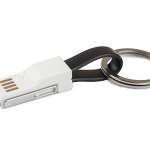 Câble de charge porte-clés portable 3 en 1 - Double connecteur Lightning et micro USB ainsi qu'un adaptateur pour USB Type-C