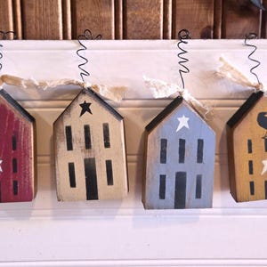 Primitive Saltbox House Ornaments, Set of 4, Primitive Saltbox House, Primitive Home Decor