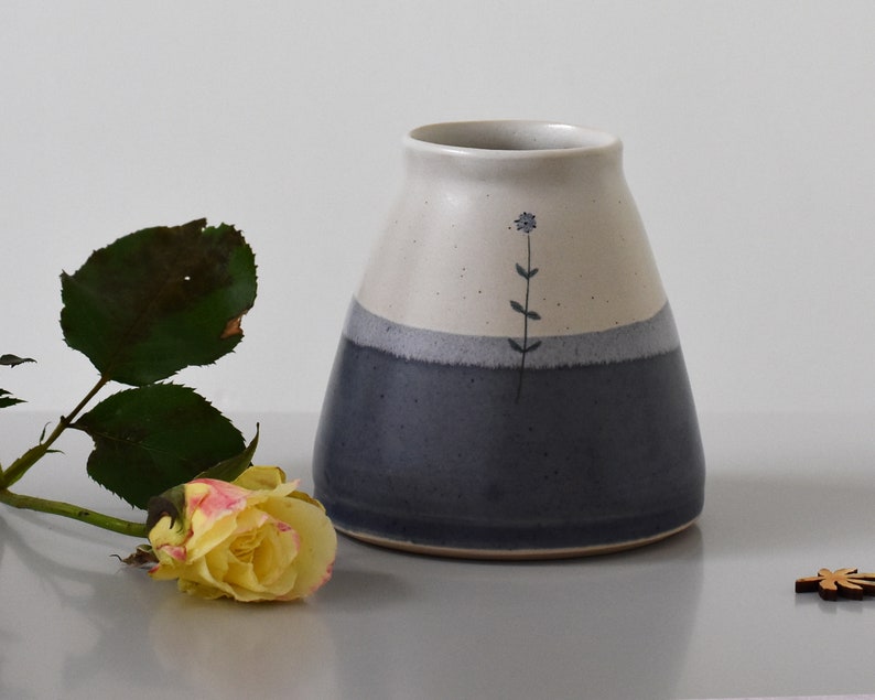 Ceramic teardrop vase with flower illustration, handmade blue and white stoneware pottery ideal for flower lovers, Christmas gift guide image 5