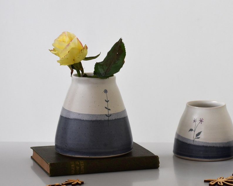 Ceramic teardrop vase with flower illustration, handmade blue and white stoneware pottery ideal for flower lovers, Christmas gift guide image 4