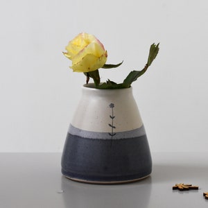 Ceramic teardrop vase with flower illustration, handmade blue and white stoneware pottery ideal for flower lovers, Christmas gift guide image 1