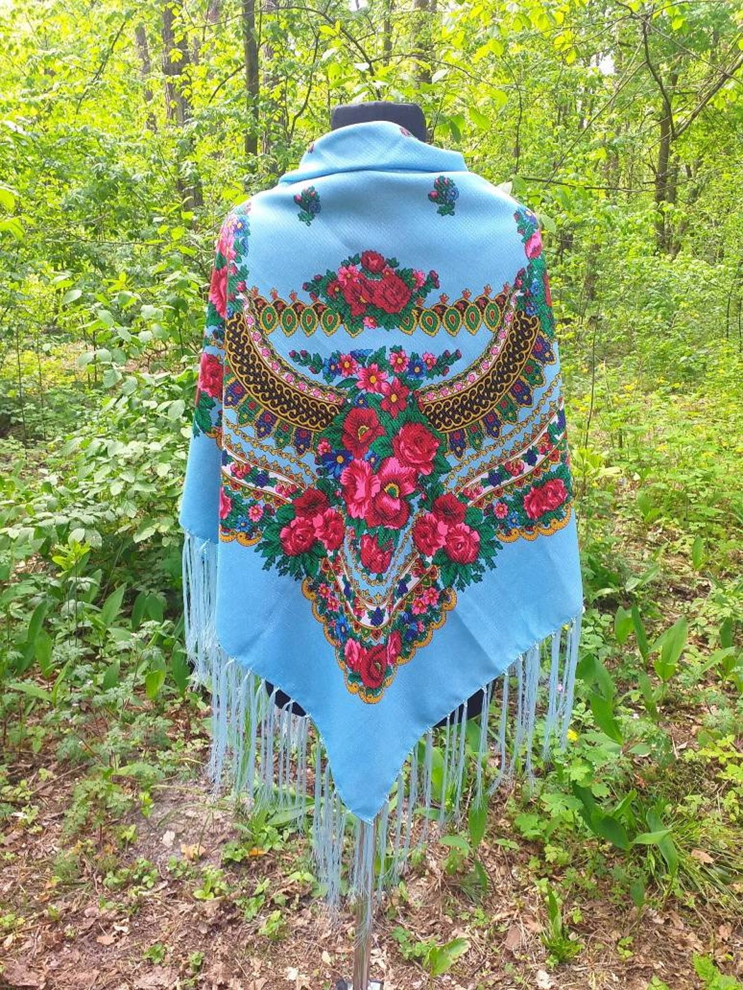 slavic shawl