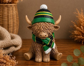 Northampton Saints Highland Cow Ornament, Hand-Painted Ceramic Rugby Fan Gift (12cm)